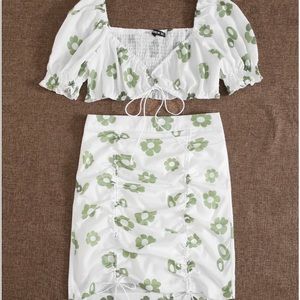 Floral Print Shirred Knotted Top & Skirt Set